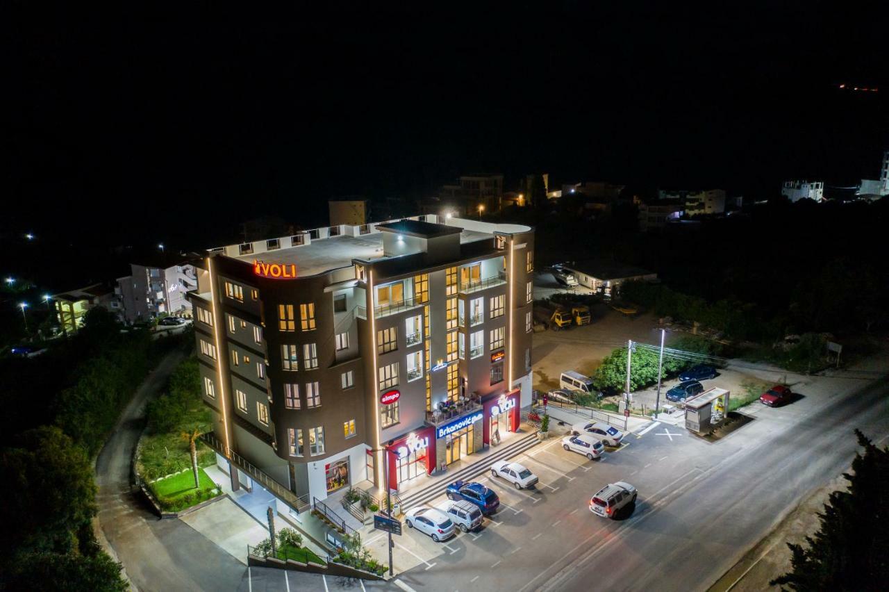 M Apartments Bar Exterior photo